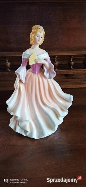 Piękna Clarissa. Figurka damy. The Leonardo Collection.