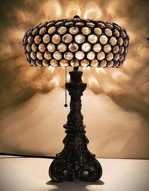 Piękna lampa witrażowa mosiądz kaboszon