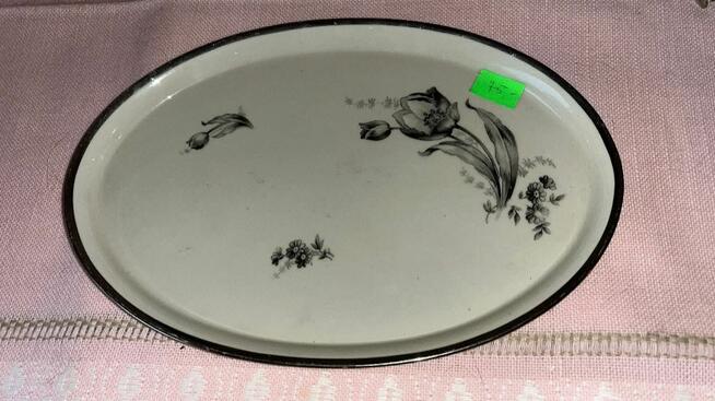 Patera z czarnymi tulipanami. Półmisek. Sygnatura numerycz