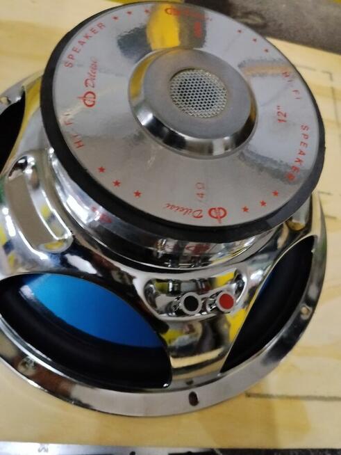 Dibeisi 600 waat. 300 mm.