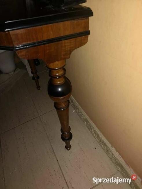 Lustro z konsolą. XIX wiek. Eklektyk. Drewno i kryształowe