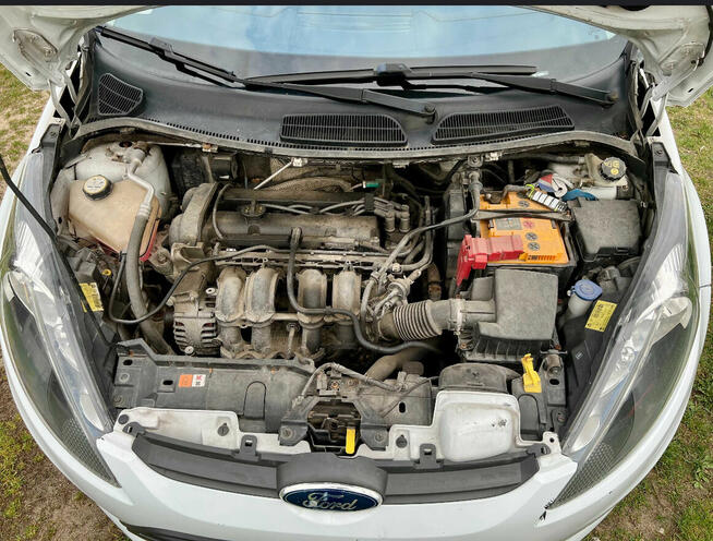 Ford fiesta mk7 2009r.