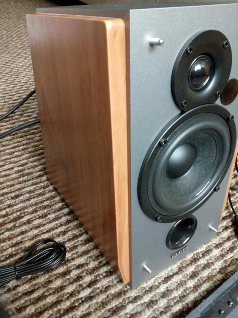 Głośniki 2.0 Edifier R1600TIII