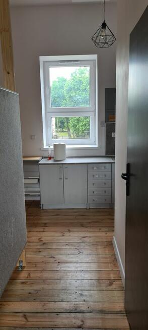 2p+k 50 m2, I p. Górna umowa na czas nieokreślony-10 tys.zł