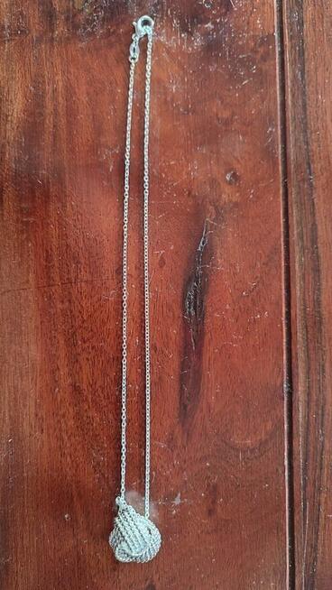 Komplet oryginalnej biżuterii - wisiorek+kolczyki