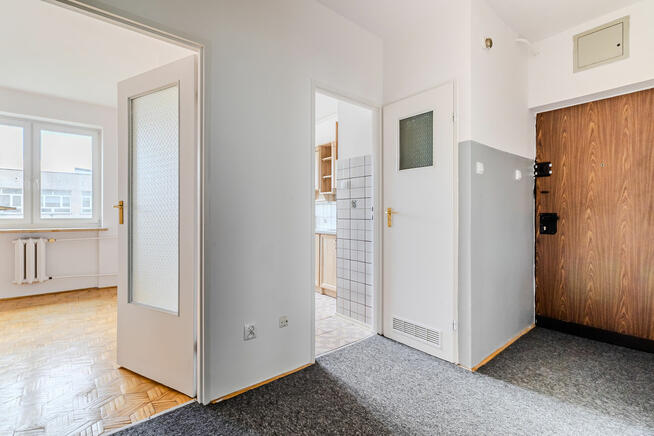 Sprzedam mieszkanie trezypokojowe Mokotów (Sadyba)