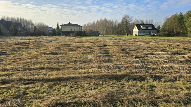 Działka pod budowę domu szeroka długa pod lasem