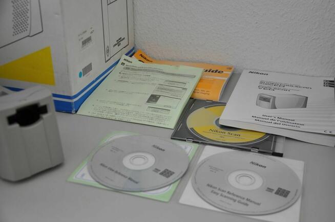 Nikon Coolscan 5000 ED w komplecie. NIKON + SF-210 + FH-3