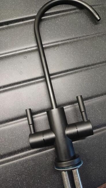 Wylewka podwójna do filtra osmat. (RO), czarny mat - Berg