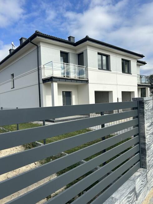 Super bliźniak w Łazach w stanie developerskim