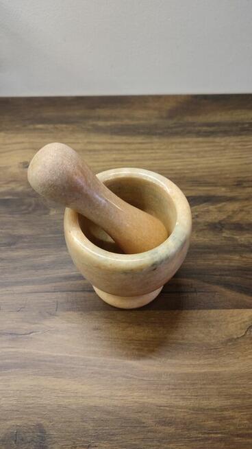 Moździerz granitowy z tłuczkiem - ładny kolor