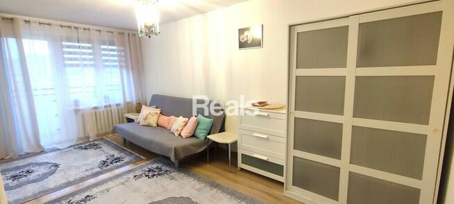 Kawalerka Muranów Śródmieście, balkon, komórka