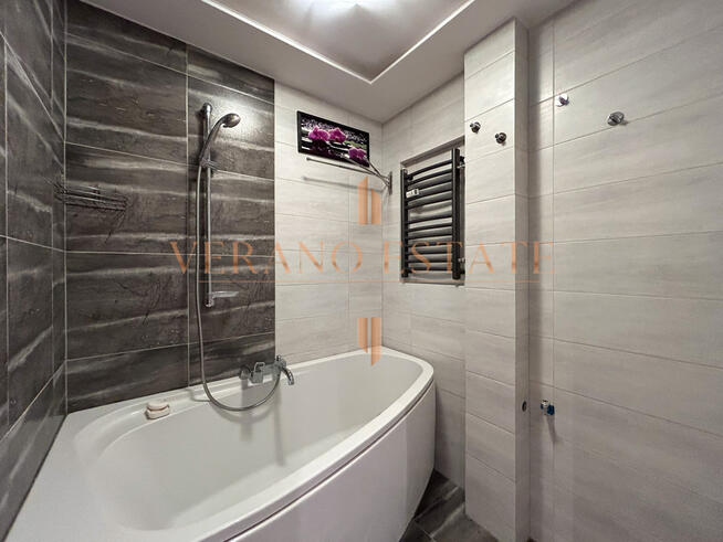 Duże | Jasne | 3 pokoje | Po generalnym remoncie