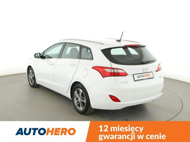Hyundai i30 1.6 CRDi Blue Klimatronik Nawigacja Tempomat Grzane Fotele Kamera PDC