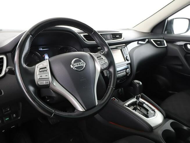 Nissan Qashqai automat panorama navi klima auto kamera 360 i czujniki parkowania