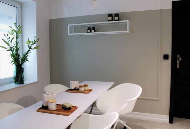 Stanowisko fryzjerskie/manicure na wynajem