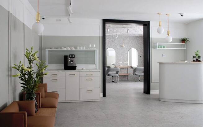 Stanowisko fryzjerskie/manicure na wynajem