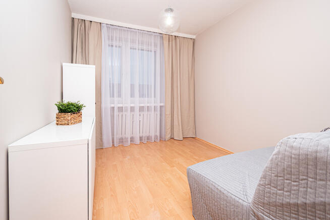 Na wynajem 3-pokojowe mieszkanie z balkonem