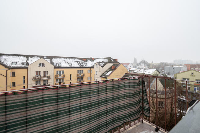 Na wynajem 3-pokojowe mieszkanie z balkonem