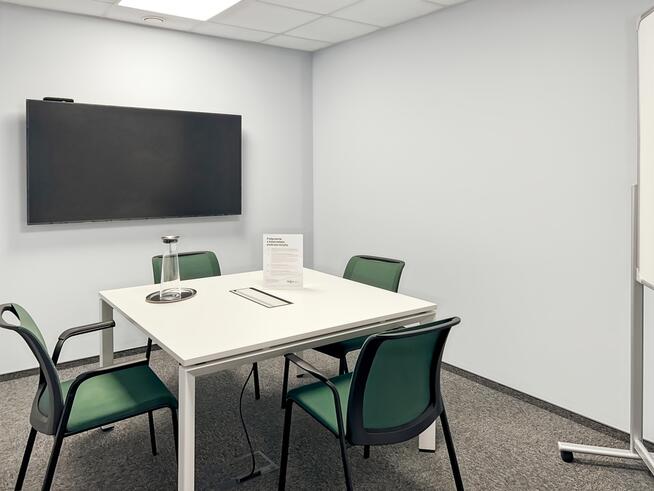 Kompleksowy dostęp do biurowej w Regus Diamentum