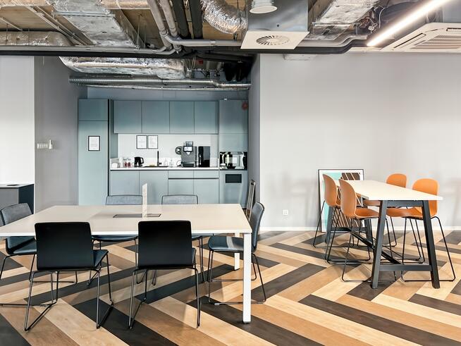 Kompleksowy dostęp do biurowej w Regus Diamentum