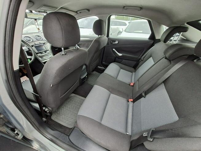 Ford Mondeo 2.0 Benzyna gaz ważne opłaty