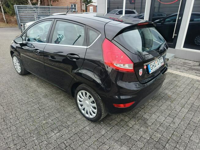 Ford Fiesta Ślicznotka Titanium mały przebieg