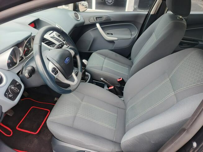 Ford Fiesta Ślicznotka Titanium mały przebieg