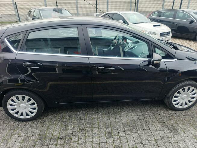 Ford Fiesta Ślicznotka Titanium mały przebieg