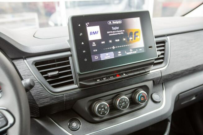 Renault Trafic 8 Osób 2.0 150 KM Bogate Wyposażenie 2024r.