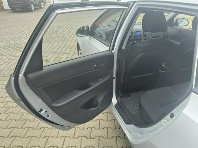 Hyundai i30 1,6crdi Hak.Parktronic.Klimatyzacja.EL.szyby x4.kredyt.OKAZJA
