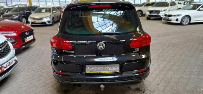 Volkswagen Tiguan Zobacz opis !! W podanej cenie Roczna GWARANCJA !!