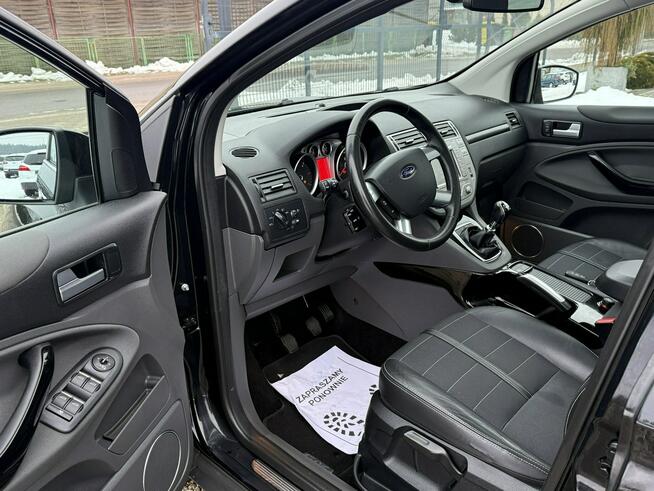 Ford Kuga *S**ledy*4 X 4*panorama-dach*navi*skóry*alu*z Niemiec*