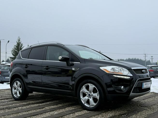 Ford Kuga *S**ledy*4 X 4*panorama-dach*navi*skóry*alu*z Niemiec*
