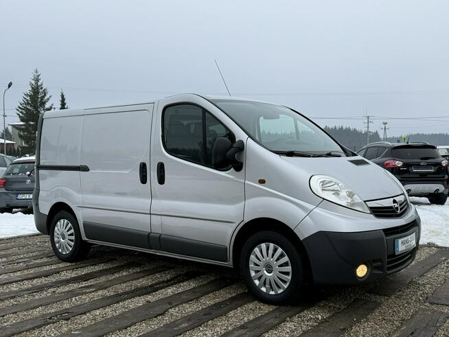 Opel Vivaro *super stan*doinwestowany*klima*z Niemiec*