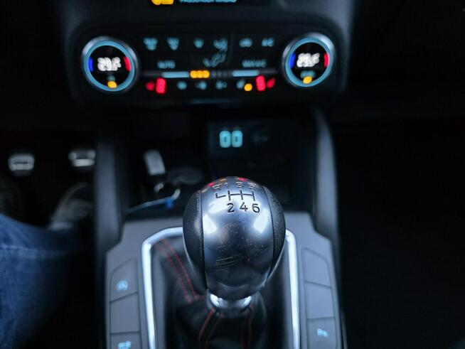 Ford Kuga EUROPA*st-line*manual*bezwypadkowy*kamera cofania*nawigacja*opłacony