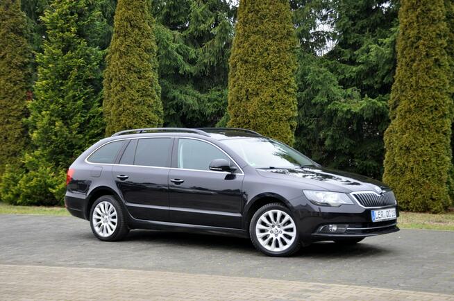 Škoda Superb 2.0TDI(170KM)*Lift*DSG*Xenon*Led*Navi*Welur*El.Fotele*Chrom*Alu17"ASO