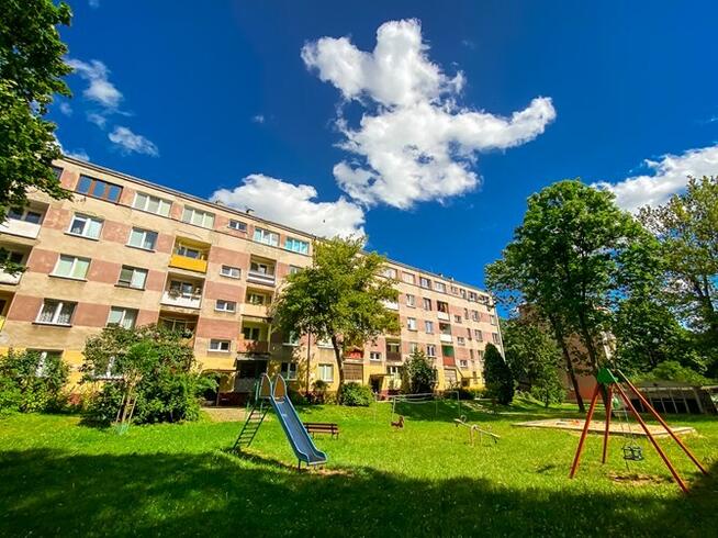 Jasna kawalerka na os. XV-lecia, Kusocińskiego 26