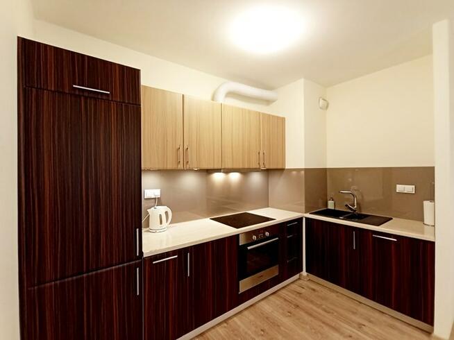 2 pokoje z balkonem, 43 m2- Stefana Okrzei 18