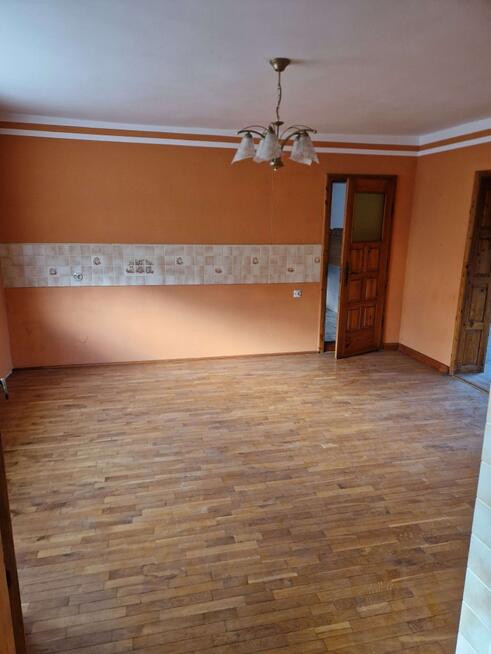 Dom 300 m², 38 arów działki, 3 garaże, stodoła