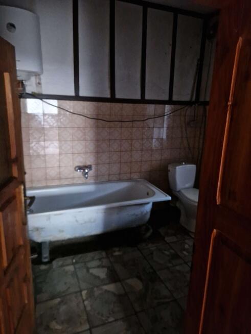 Dom 300 m², 38 arów działki, 3 garaże, stodoła