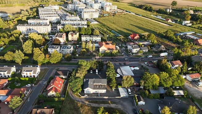 Budynek mieszkalno-usługowy przy trasie nr 11