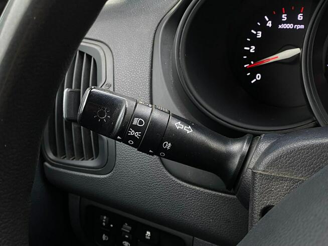 Kia Rio 1.1CRDi 75KM 6MT "M" Salon Polska Pierwsza rej. 2015 rok Klimatyzacja