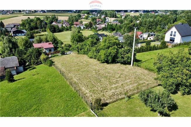 Działka budowlana z możliwością usług