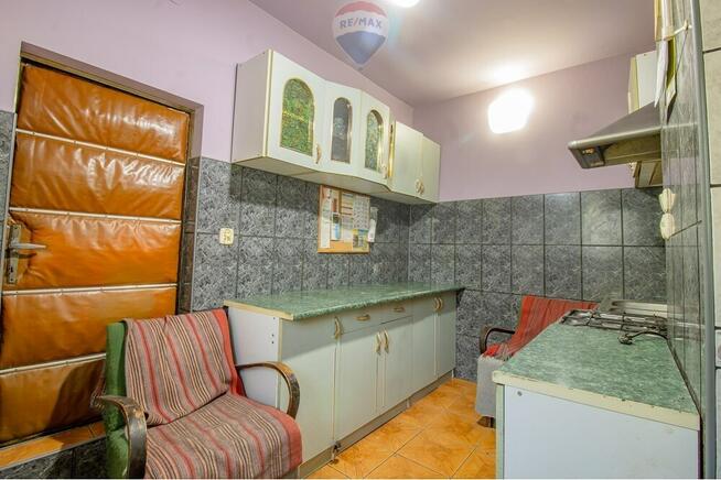 Na sprzedaż połowa domu - 1 piętro