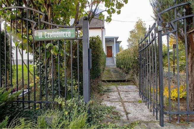 Na sprzedaż połowa domu - 1 piętro