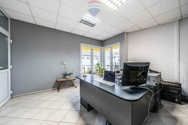 BUDYNEK USŁUGOWO BIUROWY W MUROWANEJ GOŚLINIE