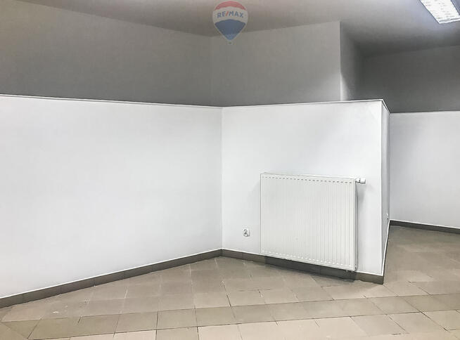 BUDYNEK USŁUGOWO BIUROWY W MUROWANEJ GOŚLINIE