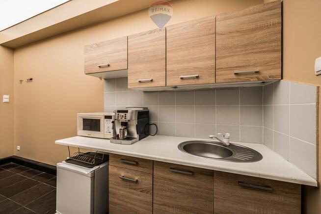 ZNAKOMICIE POŁOŻONY LOKAL UŻYTKOWY W SUCYM LESIE