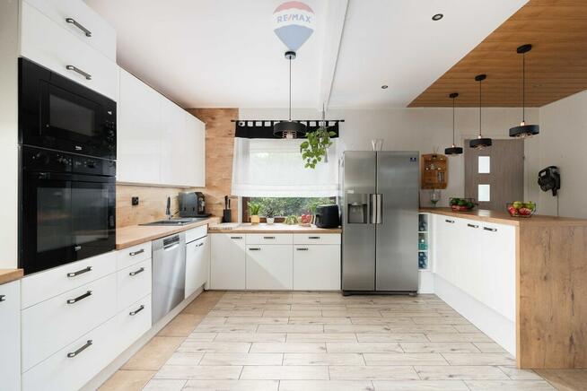 Rokietnica, potencjał na dom i firmę, duży ogród